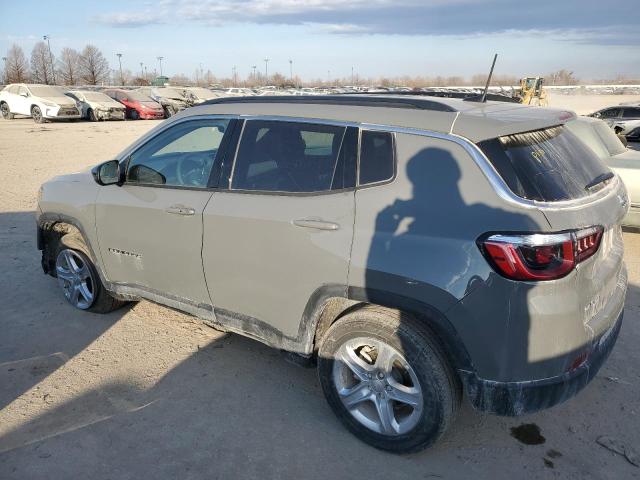 3C4NJDBN6PT561268 - 2023 JEEP COMPASS LATITUDE GRAY photo 2