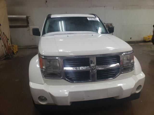 1D8GU28K18W260132 - 2008 DODGE NITRO SXT WHITE photo 5