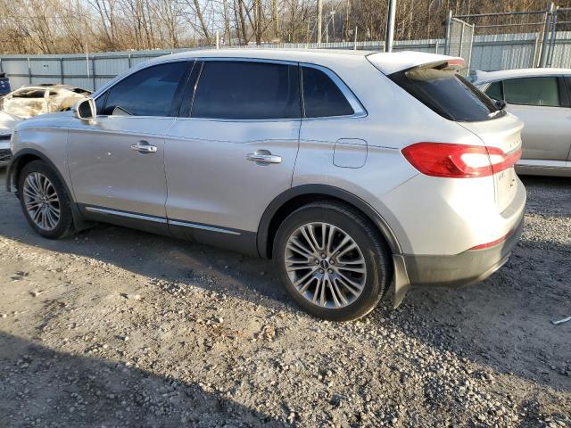 2LMTJ8LR2GBL45915 - 2016 LINCOLN MKX RESERVE SILVER photo 2