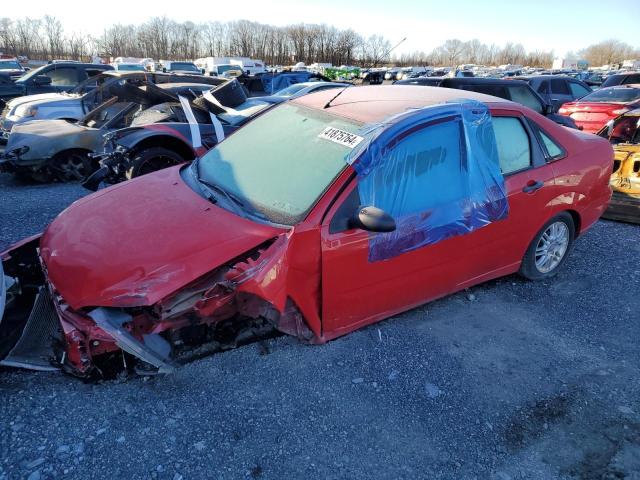 1FAHP34N77W362359 - 2007 FORD FOCUS ZX4 RED photo 1