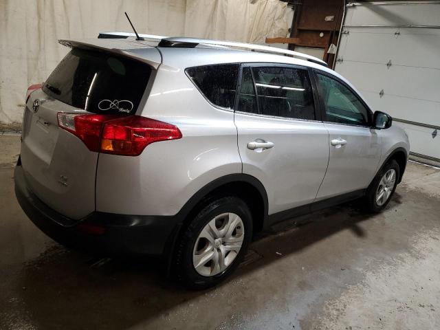 2T3BFREV5FW305904 - 2015 TOYOTA RAV4 LE SILVER photo 3