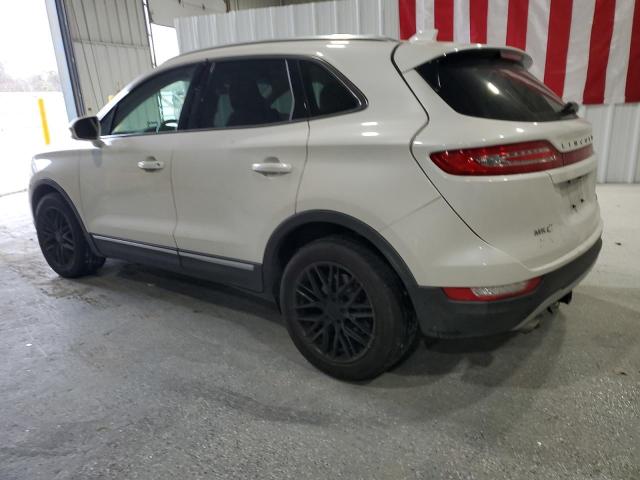 5LMCJ2D95JUL15099 - 2018 LINCOLN MKC SELECT WHITE photo 2