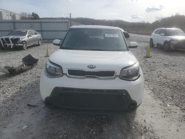 KNDJN2A23G7343582 - 2016 KIA SOUL WHITE photo 5