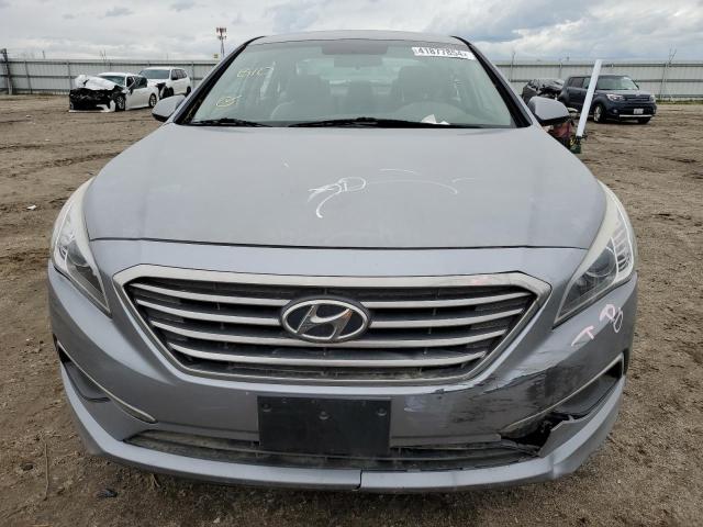 5NPE24AF9GH394864 - 2016 HYUNDAI SONATA SE GRAY photo 5