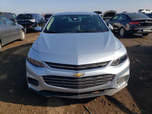 1G1ZH5SX6HF252960 - 2017 CHEVROLET MALIBU PREMIER SILVER photo 5