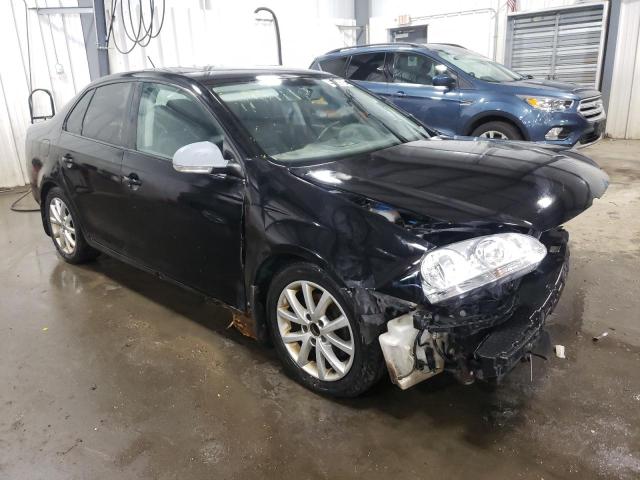 3VWRX7AJXAM129698 - 2010 VOLKSWAGEN JETTA SE BLACK photo 4