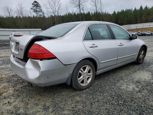 1HGCM56737A069841 - 2007 HONDA ACCORD EX SILVER photo 3