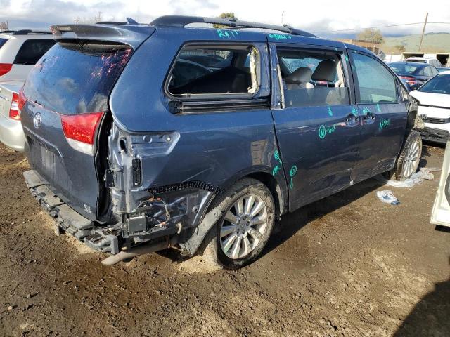 5TDDK3DC1DS063659 - 2013 TOYOTA SIENNA XLE BLUE photo 3