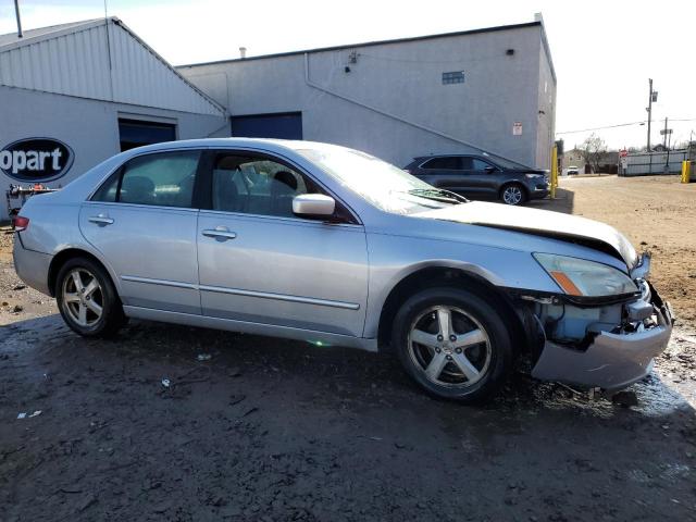 1HGCM56794A142934 - 2004 HONDA ACCORD EX SILVER photo 4