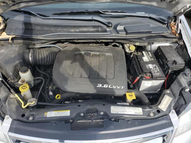 2A4RR8DG7BR705139 - 2011 CHRYSLER TOWN & COU TOURING L SILVER photo 11