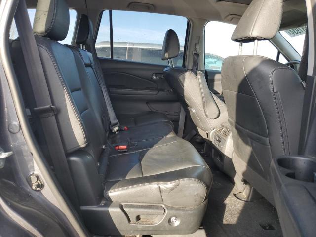 5FNYF6H53JB003921 - 2018 HONDA PILOT EXL GRAY photo 11