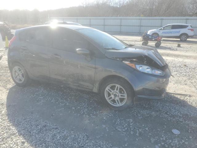 3FADP4EJ2JM145230 - 2018 FORD FIESTA SE GRAY photo 4