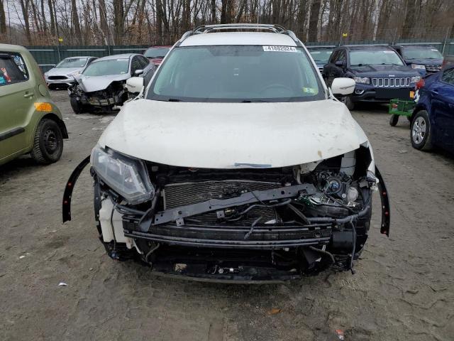 5N1AT2MV5EC802753 - 2014 NISSAN ROGUE S WHITE photo 5