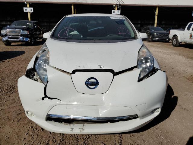 1N4AZ0CP3FC326035 - 2015 NISSAN LEAF S WHITE photo 5