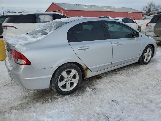 2HGFA1F60BH009175 - 2011 HONDA CIVIC LX-S 银色 照片 3