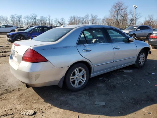 1HGCM568X6A008770 - 2006 HONDA ACCORD EX SILVER photo 3