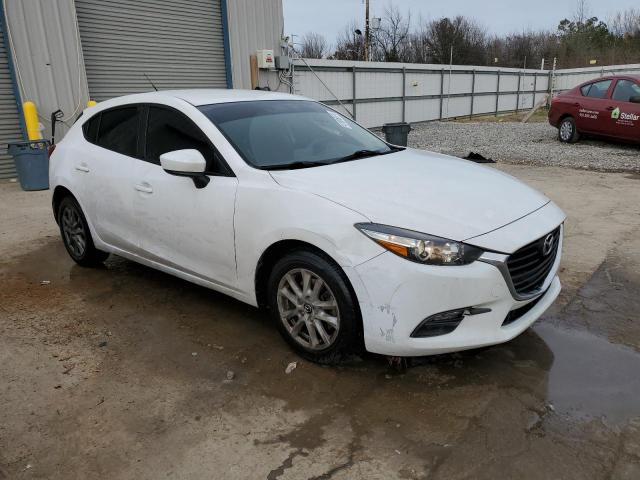 3MZBN1K71HM103315 - 2017 MAZDA 3 SPORT WHITE photo 4