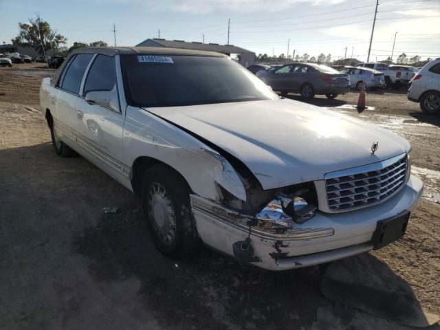 1G6KD54Y5XU780822 - 1999 CADILLAC DEVILLE WHITE photo 4