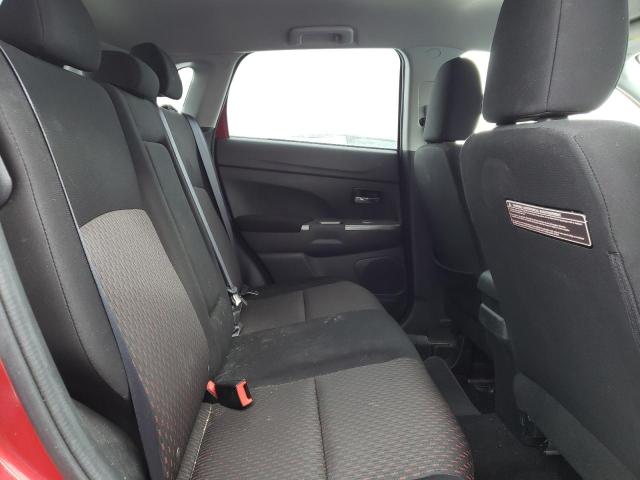 JA4AP3AU8JU019306 - 2018 MITSUBISHI OUTLANDER ES წითელი ფოტო 11