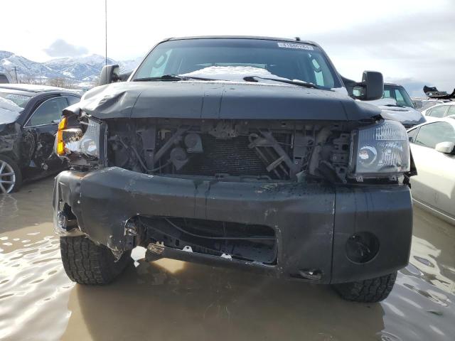 1N6BA0EC4BN303858 - 2011 NISSAN TITAN S BLACK photo 5