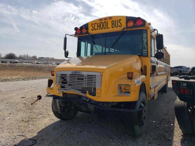 4UZ6CJAA91CH20992 - 2001 FREIGHTLINER CHASSIS FS65 YELLOW photo 2