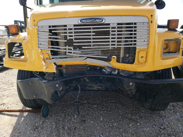 4UZ6CJAA91CH20992 - 2001 FREIGHTLINER CHASSIS FS65 YELLOW photo 9