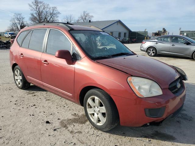 KNAFG525387200771 - 2008 KIA RONDO BASE RED photo 4