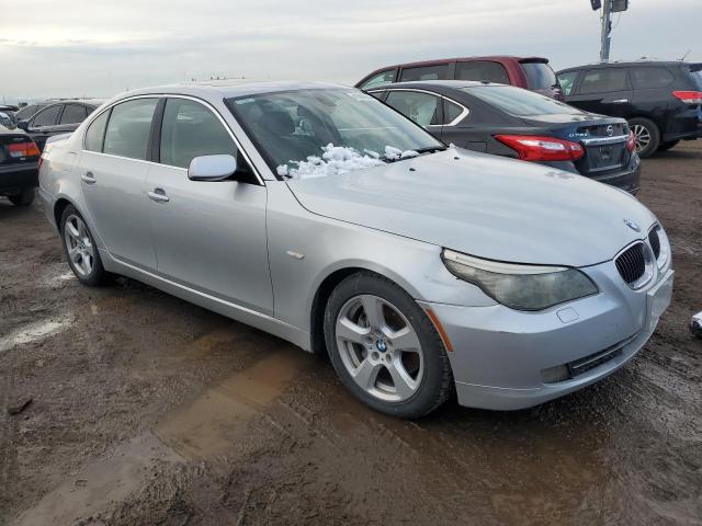 WBANV935X8CZ67046 - 2008 BMW 535 XI SILVER photo 4