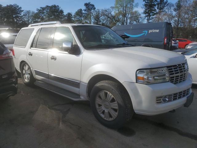 5LMFU28539LJ01838 - 2009 LINCOLN NAVIGATOR WHITE photo 4