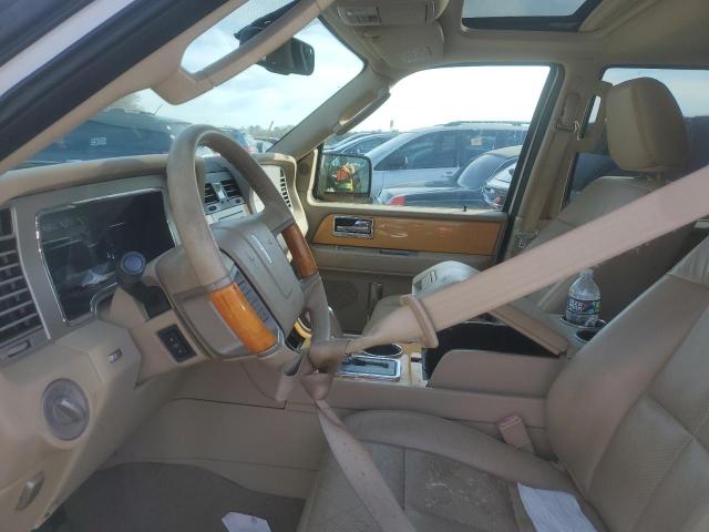 5LMFU28539LJ01838 - 2009 LINCOLN NAVIGATOR 白色 照片 7