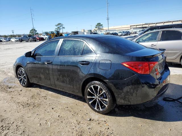 5YFBURHEXJP853773 - 2018 TOYOTA COROLLA L BLACK photo 2