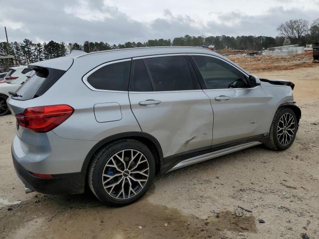 WBXHT3Z32H4A54872 - 2017 BMW X1 XDRIVE28I Серебристый фото 3