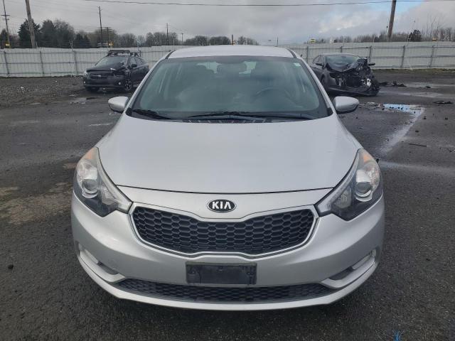 KNAFX5A83F5303466 - 2015 KIA FORTE EX SILVER photo 5