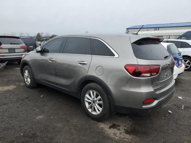 5XYPG4A37KG529744 - 2019 KIA SORENTO L GRAY photo 2