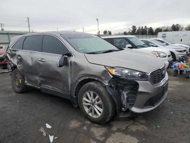 5XYPG4A37KG529744 - 2019 KIA SORENTO L GRAY photo 4