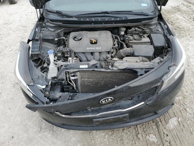 3KPFK4A74HE121558 - 2017 KIA FORTE LX BLACK photo 11