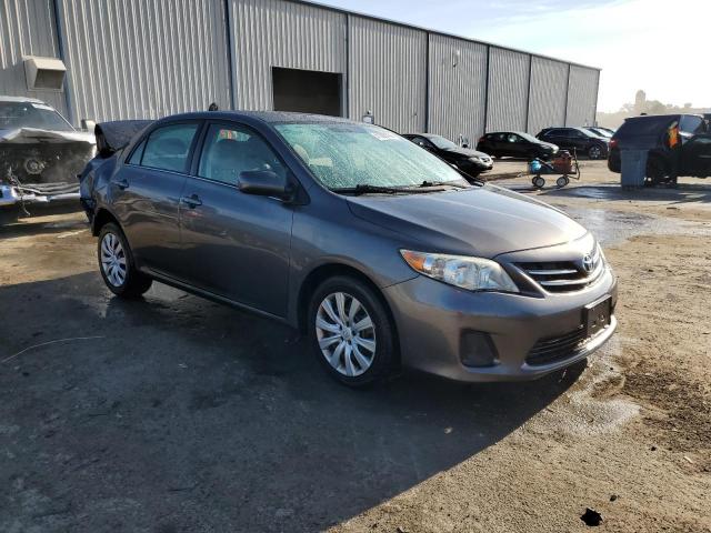 5YFBU4EE1DP083104 - 2013 TOYOTA COROLLA BASE GRAY photo 4