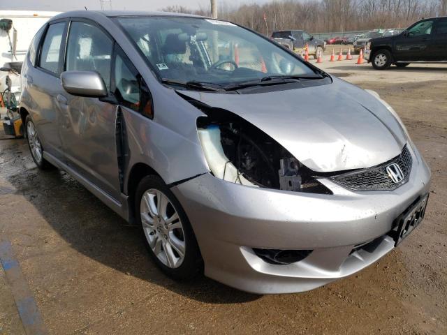 JHMGE88499S037909 - 2009 HONDA FIT SPORT GRAY photo 4