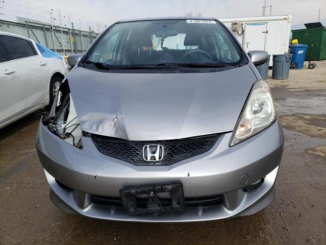 JHMGE88499S037909 - 2009 HONDA FIT SPORT GRAY photo 5