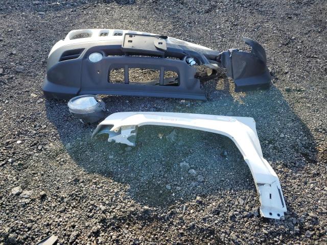 1C4NJRFB3FD113961 - 2015 JEEP PATRIOT LATITUDE WHITE photo 13