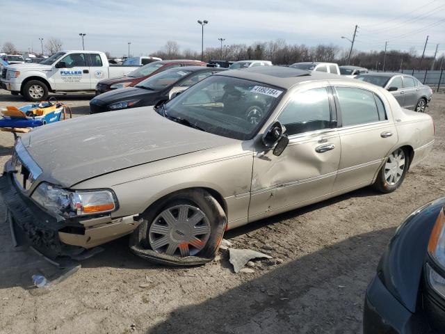 1LNHM82W05Y671082 - 2005 LINCOLN TOWN CAR SIGNATURE LIMITED TAN photo 1