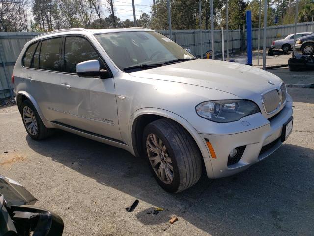 5UXZV8C50D0C15691 - 2013 BMW X5 XDRIVE50I WHITE photo 4
