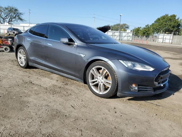 5YJSA1E25GF131913 - 2016 TESLA MODEL S CHARCOAL photo 4