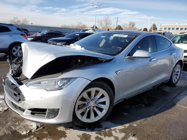5YJSA1E2XFF112126 - 2015 TESLA MODEL S Արծաթագույն լուսանկար 1
