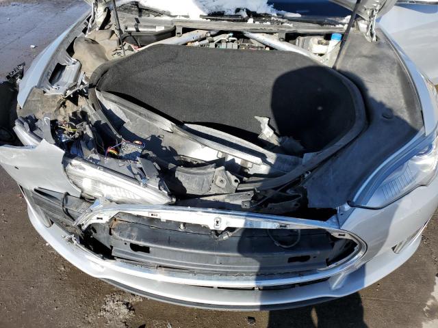 5YJSA1E2XFF112126 - 2015 TESLA MODEL S Արծաթագույն լուսանկար 11