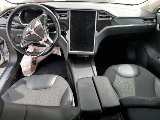 5YJSA1E2XFF112126 - 2015 TESLA MODEL S Արծաթագույն լուսանկար 8