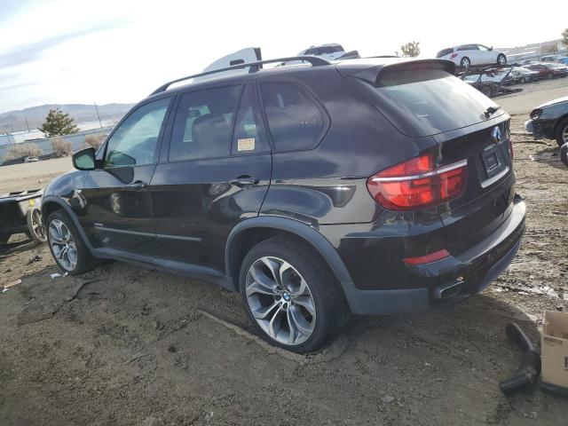 5UXZV8C53BL420432 - 2011 BMW X5 XDRIVE50I Чорний фото 2