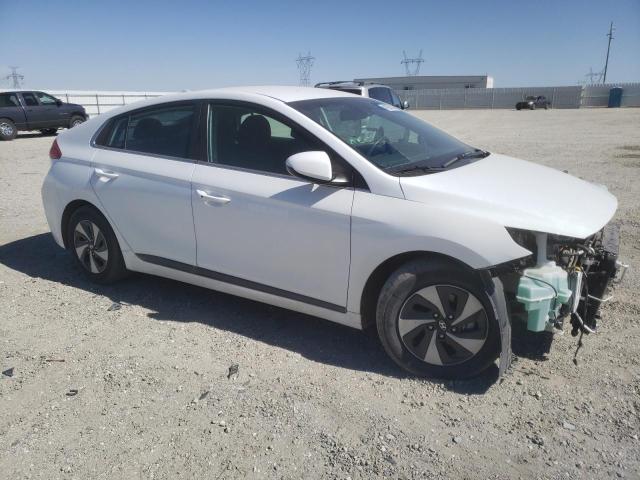 KMHC75LC6KU124843 - 2019 HYUNDAI IONIQ SEL WHITE photo 4