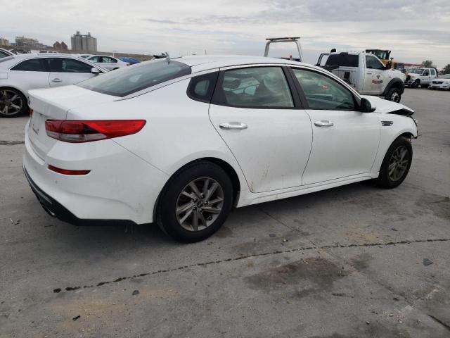 5XXGT4L30KG320536 - 2019 KIA OPTIMA LX WHITE photo 3