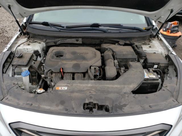 5NPE34AF0GH400158 - 2016 HYUNDAI SONATA SPORT WHITE photo 11